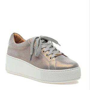 J/SLIDES Maya Bronze Metallic Suede Lace-Up Platform Sz 6